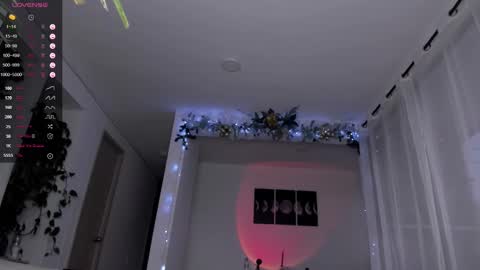 Snapshot of hotay_ chatting on December 26, 11:03 pm Andrew xdres08 online show from December 26, 11:03 pm