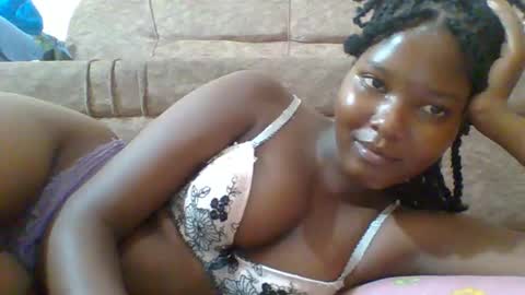 love online show from February 6, 4:14 pm