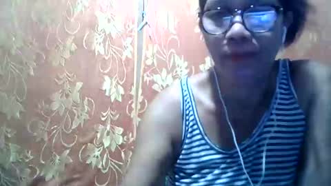 Snapshot of hotbetty_45 chatting on November 2, 10:39 am hotbetty_45 online show from November 2, 10:39 am