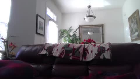 hotblondemilf1962 online show from December 23, 6:48 pm
