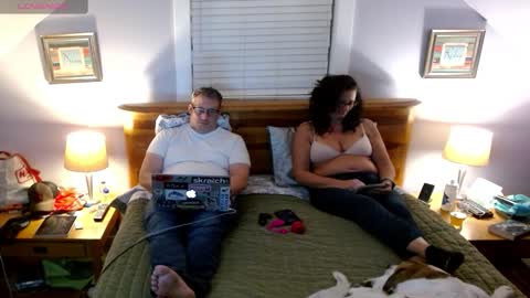 Snapshot of hotbod145745 chatting on March 2, 1:15 am hotbod145745 online show from March 2, 1:15 am