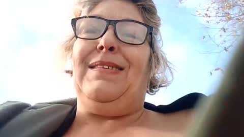 Snapshot of hotboobs117 chatting on February 6, 8:34 pm hotboobs117 online show from February 6, 8:34 pm