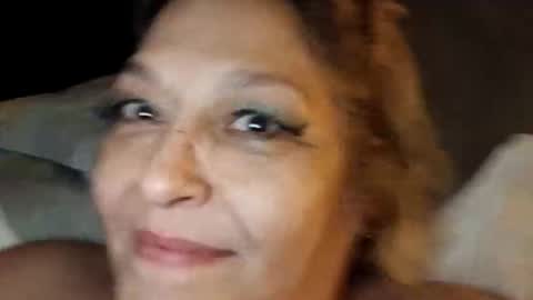 Snapshot of hotboobs117 chatting on April 5, 5:15 am hotboobs117 online show from April 5, 5:15 am