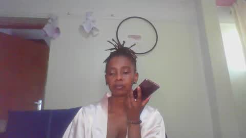 Snapshot of hotbooty001 chatting on September 25, 8:51 am spicy online show from September 25, 8:51 am