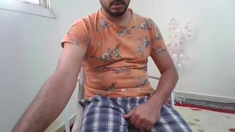 Hotboy8677 online show from May 5, 10:01 am