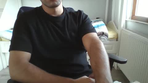 Snapshot of hotboy975334 chatting on October 24, 11:17 am Alp online show from October 24, 11:17 am