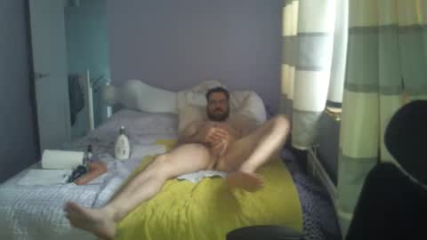 hotboyron online show from December 17, 12:11 pm