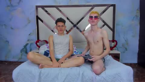 DANIEL AND KEVIN online show from October 3, 6:32 am