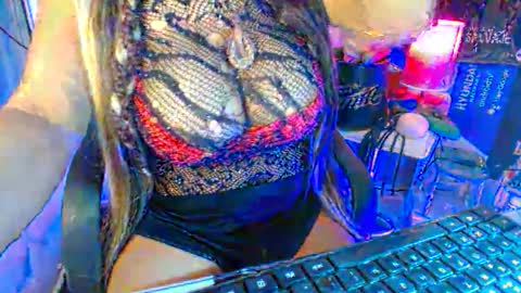 hotbritneyxx online show from February 5, 9:40 pm