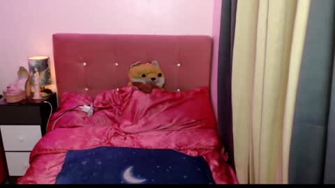 Kylie online show from December 26, 9:47 pm