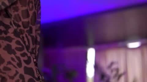 Anais online show from September 29, 6:29 am