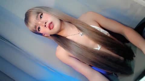 hotchescacummer online show from February 6, 6:22 pm