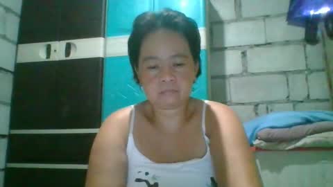 Snapshot of hotchicks4uxx chatting on December 16, 1:16 pm hotchicks4uxx online show from December 16, 1:16 pm