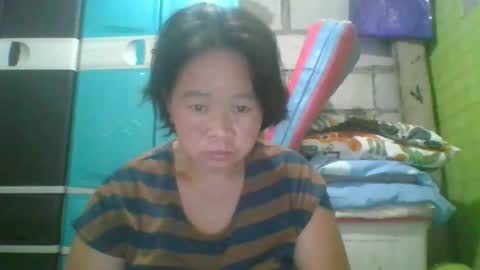 Snapshot of hotchicks4uxx chatting on February 3, 7:02 am hotchicks4uxx online show from February 3, 7:02 am