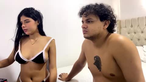 hotcouple1_xx online show from October 22, 3:23 pm