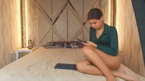 hotcouple_222 online show from May 19, 1:39 pm