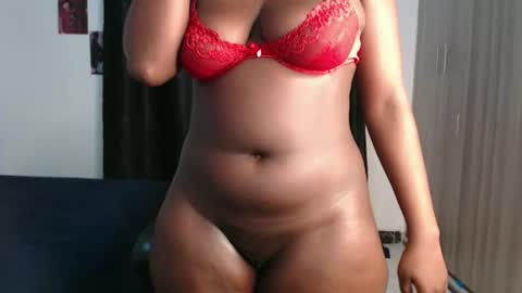 Hotcurvykeisha online show from January 14, 8:14 pm