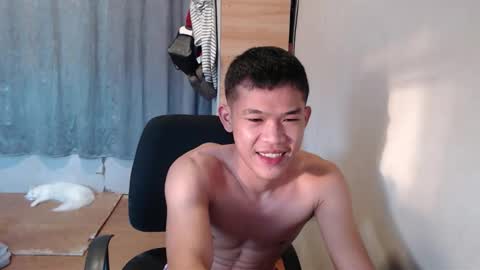 hotcuteasianxx online show from February 5, 10:25 pm