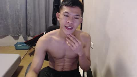 hotcuteasianxx online show from February 6, 10:35 pm
