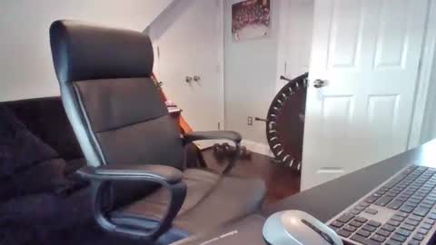 hotdog1124 online show from February 27, 12:49 pm