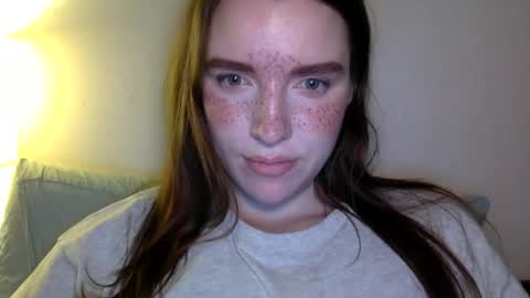 effy online show from April 27, 9:24 pm