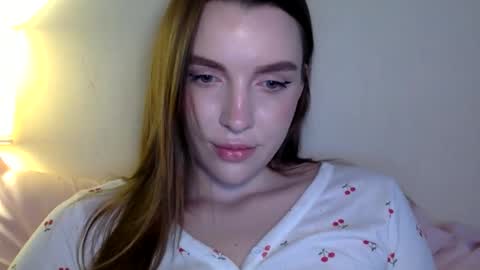 effy online show from May 10, 1:38 pm