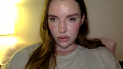 effy online show from May 17, 9:33 pm