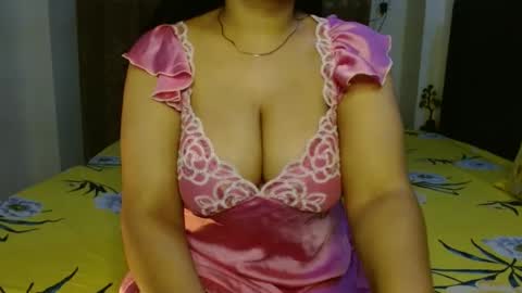 Snapshot of hoteliza6 chatting on January 30, 8:10 pm Eliza i dont show face in any show online show from January 30, 8:10 pm