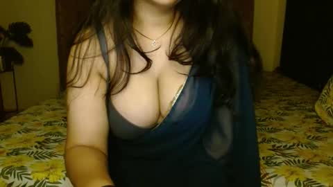 Snapshot of hoteliza6 chatting on November 21, 12:59 pm Eliza i dont show face in any show online show from November 21, 12:59 pm