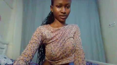 Snapshot of hotfalling706077 chatting on December 26, 7:16 pm hotfalling706077 online show from December 26, 7:16 pm