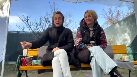 Anna online show from February 9, 9:16 am