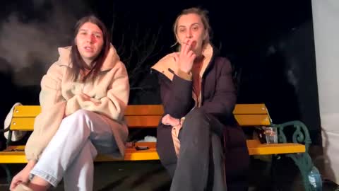 Anna online show from February 28, 7:35 pm