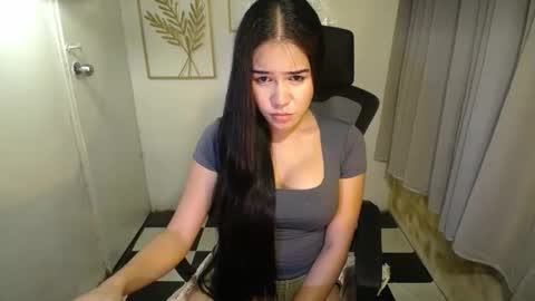 GWEN online show from January 8, 5:15 pm