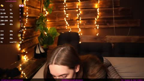 Snapshot of hotfrecklesgirl chatting on November 14, 5:22 pm hotfrecklesgirl online show from November 14, 5:22 pm