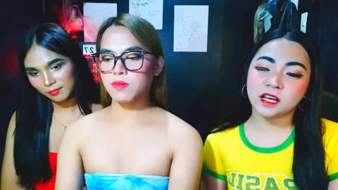 Snapshot of hotfvckingemerlyn chatting on March 27, 8:26 am emily online show from March 27, 8:26 am