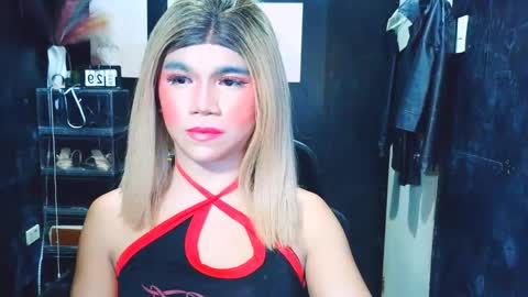 Snapshot of hotfvckingemerlyn chatting on March 30, 6:25 am emily online show from March 30, 6:25 am