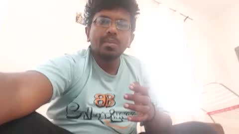 Snapshot of hotgluteus4321 chatting on May 17, 5:38 am hotgluteus4321 online show from May 17, 5:38 am