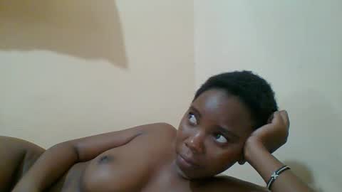 Snapshot of hotgodees chatting on February 14, 7:44 pm Queen online show from February 14, 7:44 pm