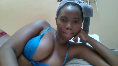 Queen online show from February 6, 7:17 pm