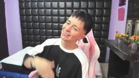 hannah online show from November 22, 2:38 pm