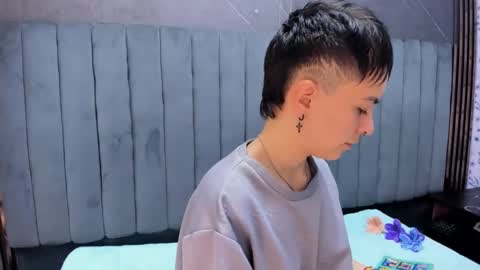 hannah online show from February 3, 6:40 am