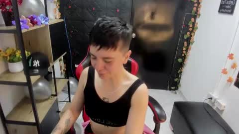 hannah online show from March 11, 3:23 am