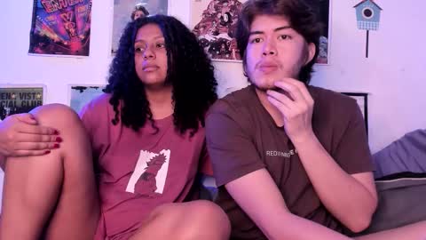 Snapshot of hothoneychile chatting on March 8, 2:04 am Sam and Nico online show from March 8, 2:04 am