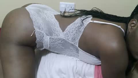 Snapshot of hothurley chatting on March 7, 8:34 am Hurley online show from March 7, 8:34 am