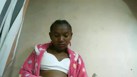 veronique online show from October 4, 10:30 pm