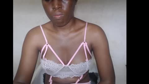 Snapshot of hotjessie0 chatting on November 1, 5:20 am hotjessie0 online show from November 1, 5:20 am