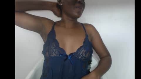 hotjessie0 online show from March 15, 6:41 am