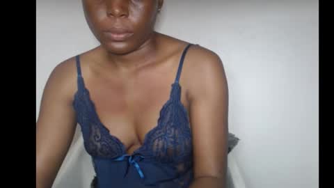 hotjessie0 online show from March 28, 7:19 am