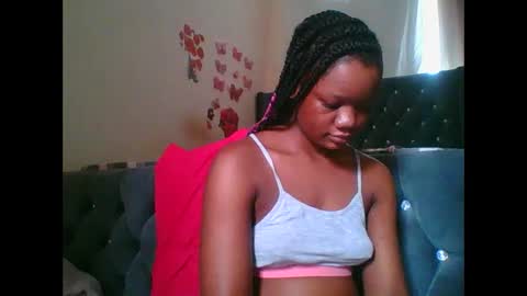 Snapshot of hotjeylee chatting on December 1, 2:22 pm LOYCE online show from December 1, 2:22 pm