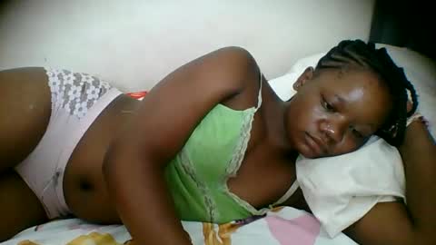 LOYCE online show from April 19, 3:33 pm